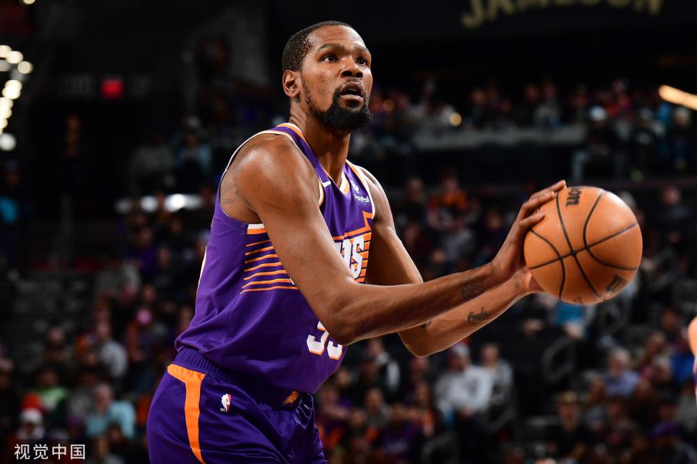 官方：利物浦20岁后卫马巴亚租借加盟英甲维冈竞技.